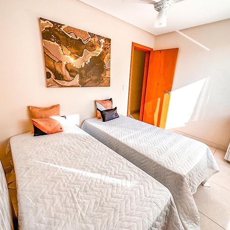 גוארפארי Apt Na Praia Do Morro,2 Quadras Do Mar,Com Garagem מראה חיצוני תמונה